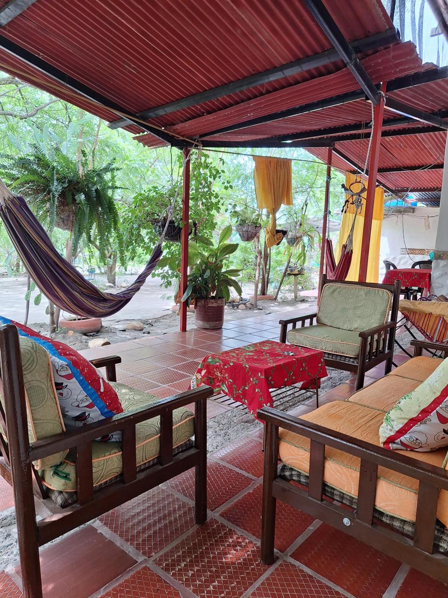 Alojamiento Casa De Campo Los Cactus Villavieja Extérieur photo