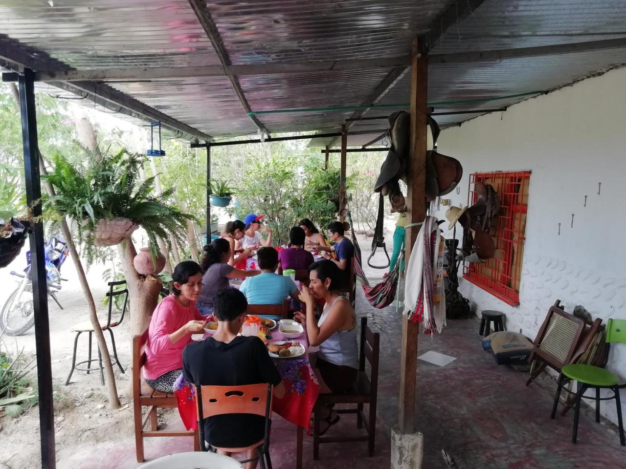Alojamiento Casa De Campo Los Cactus Villavieja Extérieur photo